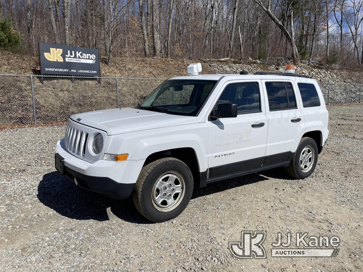 (Shrewsbury, MA) 2015 Jeep Patriot 4x4 4-Door Sport Utility Vehicle Runs & Moves) (Check Engine Ligh