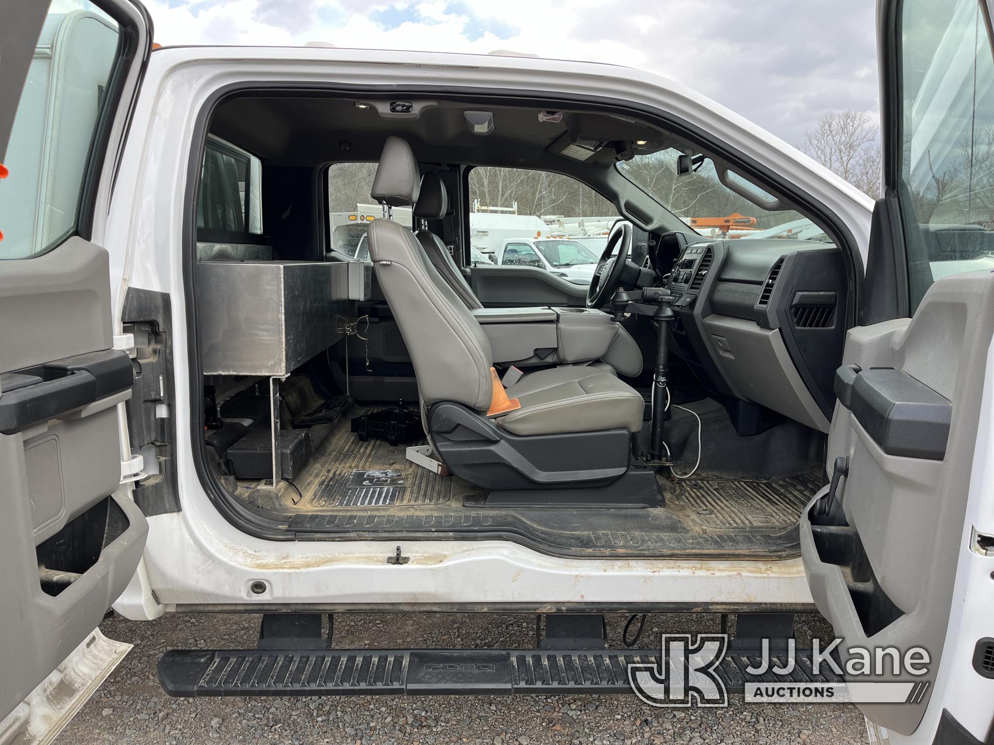 (Smock, PA) 2017 Ford F250 4x4 Extended-Cab Pickup Truck Runs & Moves, Check Engine Light On, Rust D