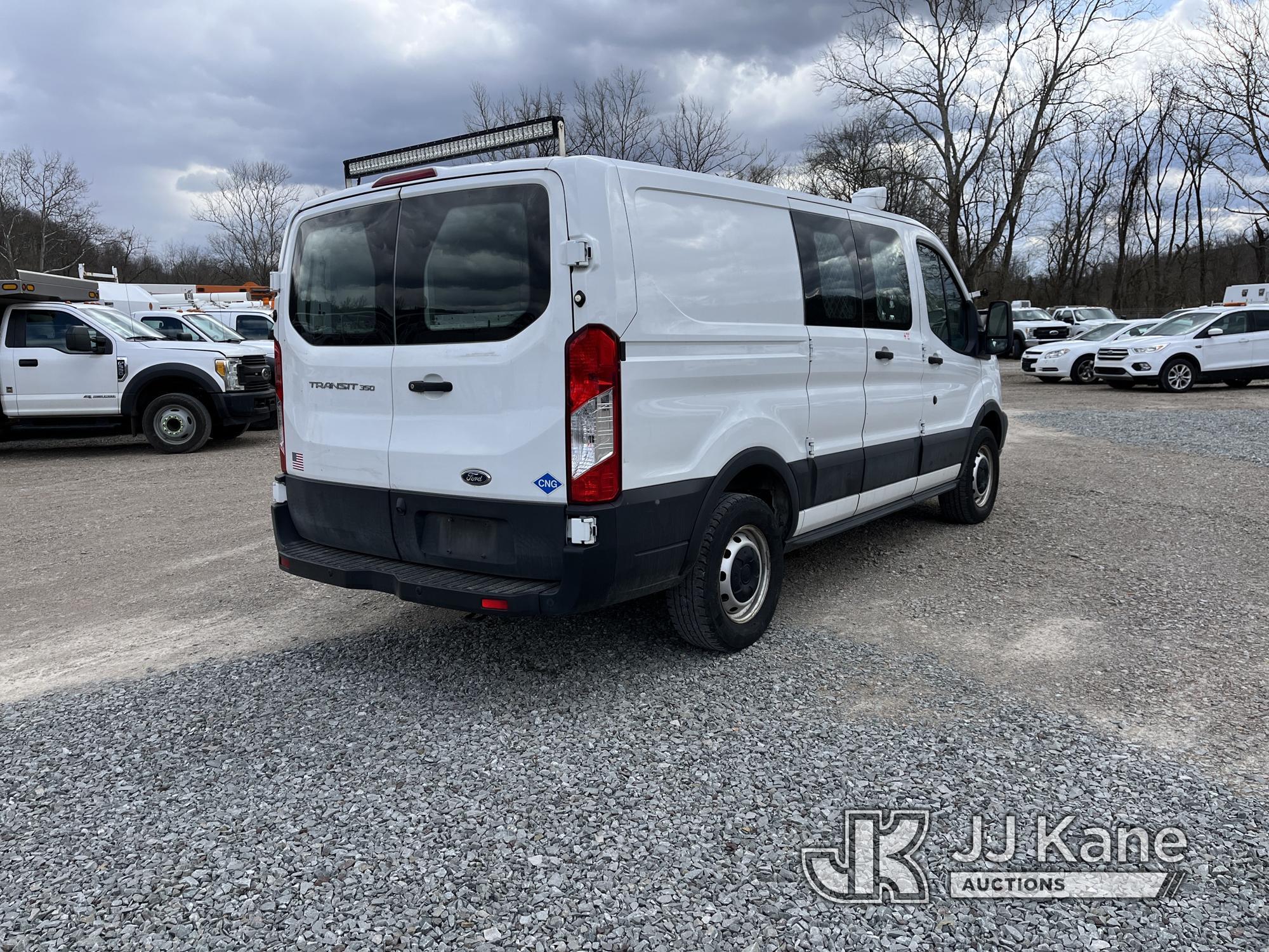 (Smock, PA) 2019 Ford Transit Cargo Van CNG Only) (Runs & Moves, Broken Driver Door Latch Release/Wi