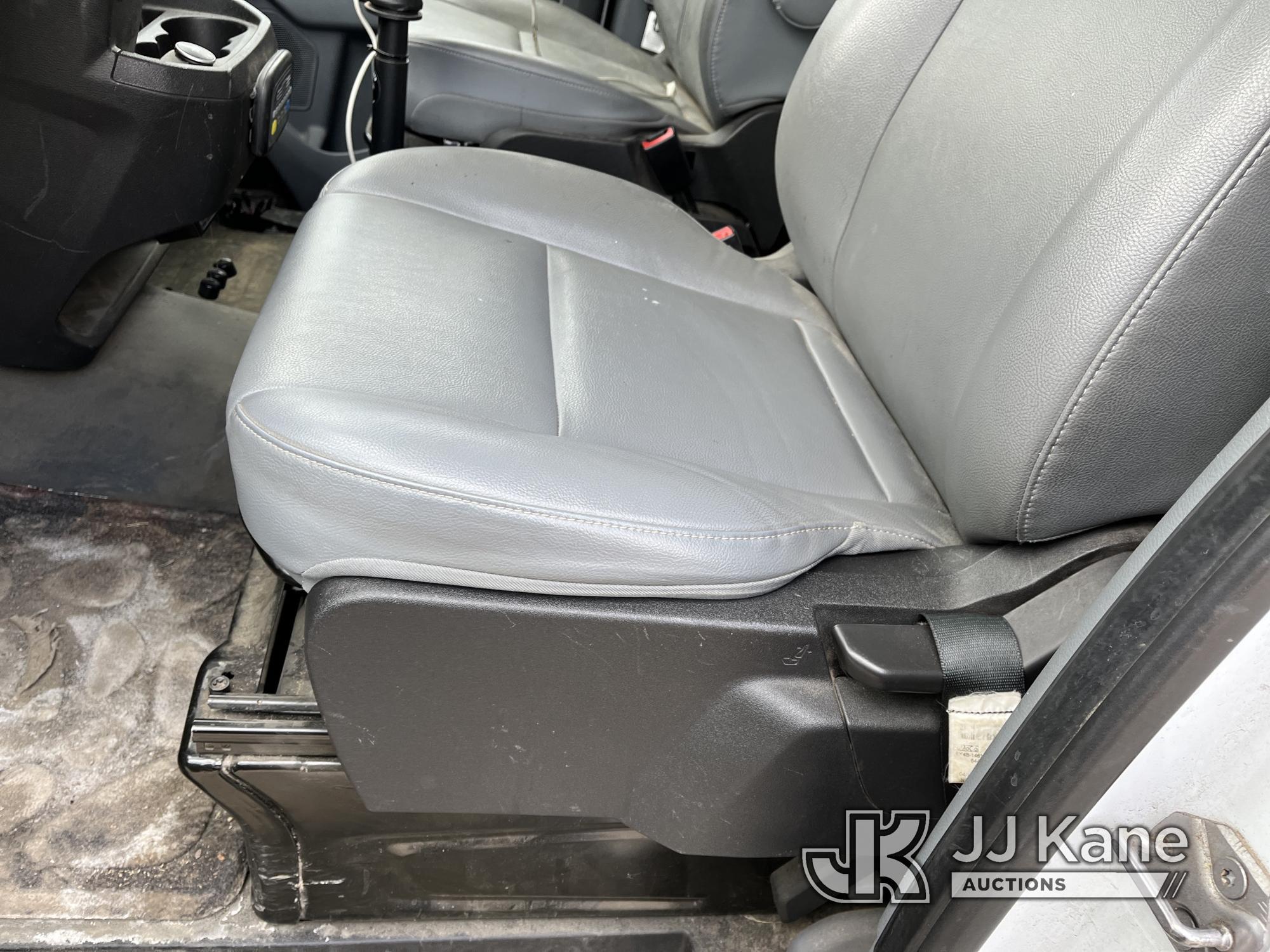 (Smock, PA) 2019 Ford Transit Cargo Van CNG Only) (Runs & Moves, Broken Driver Door Latch Release/Wi