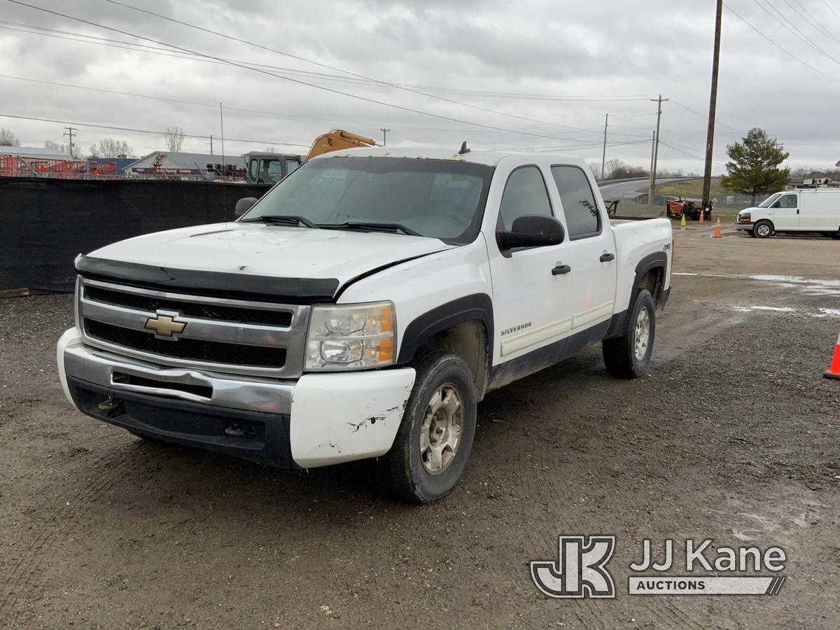 (Charlotte, MI) 2010 Chevrolet Silverado 1500 4x4 Crew-Cab Pickup Truck Runs, Moves, Rust, Body Dama