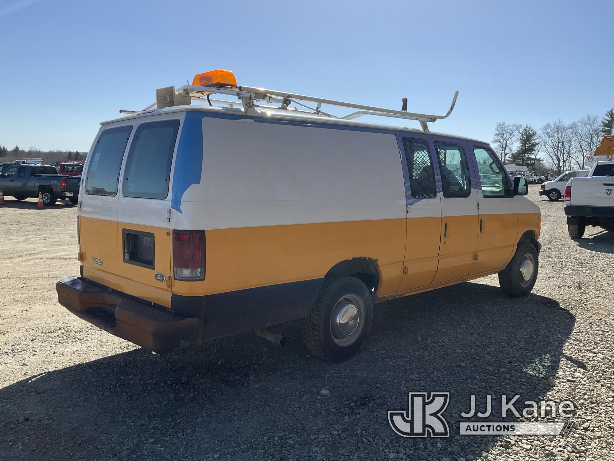 (Shrewsbury, MA) 2002 Ford E250 Cargo Van Runs & Moves) (Rust Damage, Worn Drivers Side Door Handle