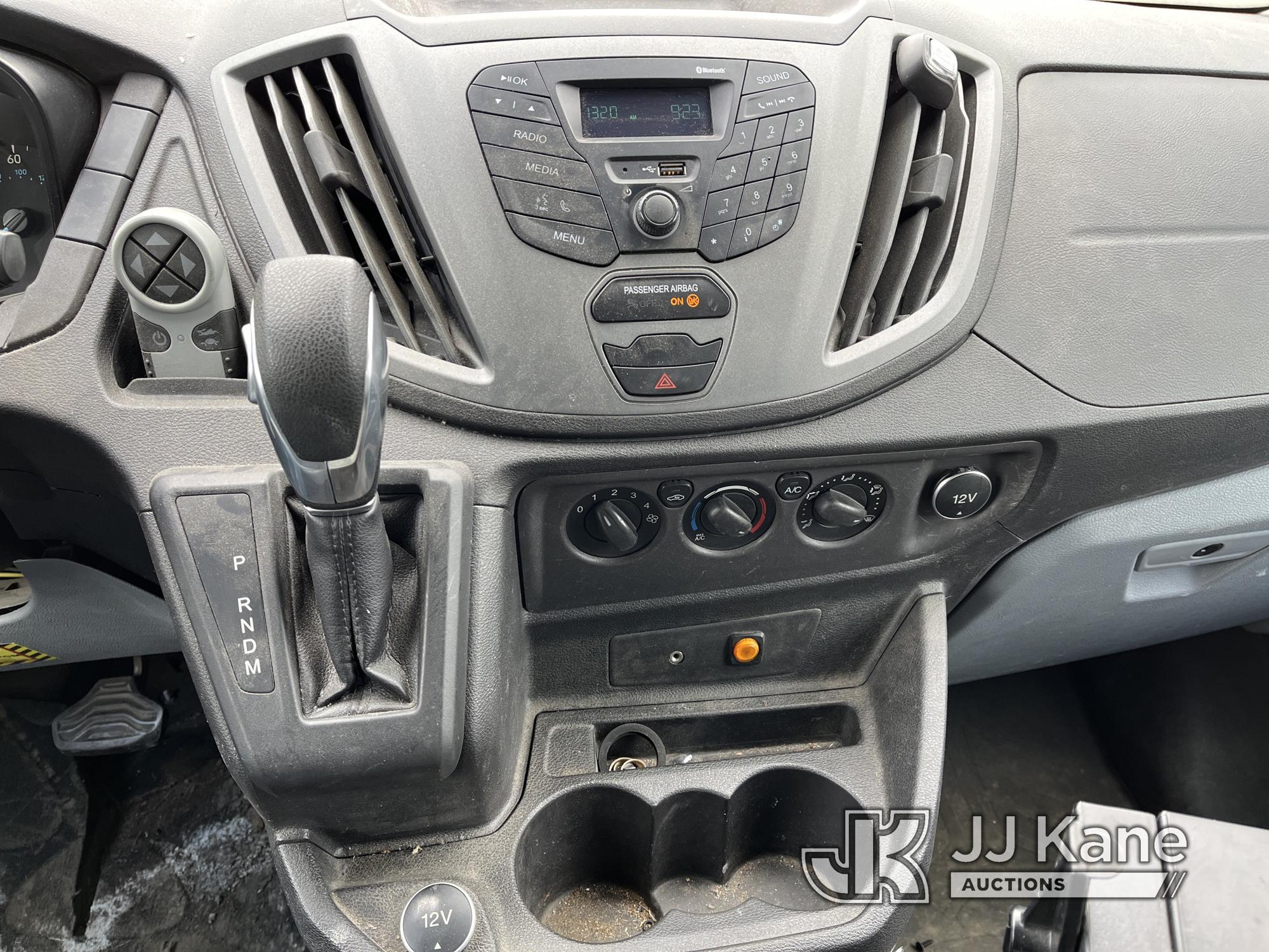 (Smock, PA) 2019 Ford Transit Cargo Van CNG Only) (Runs & Moves, Broken Driver Door Latch Release/Wi