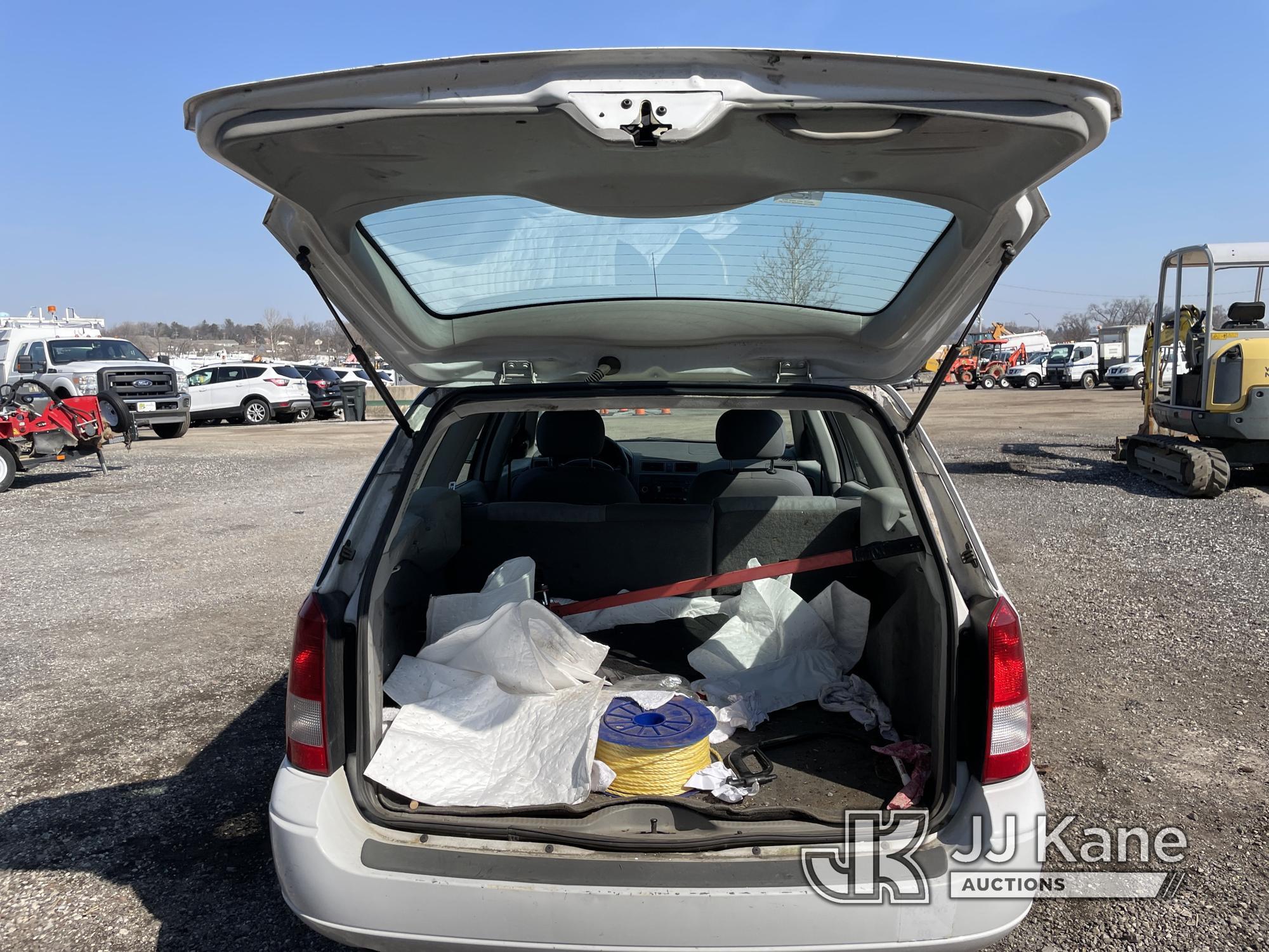 (Plymouth Meeting, PA) 2005 Ford Focus 4-Door Station Wagon Runs & Moves, ABS Light On, Body & Rust