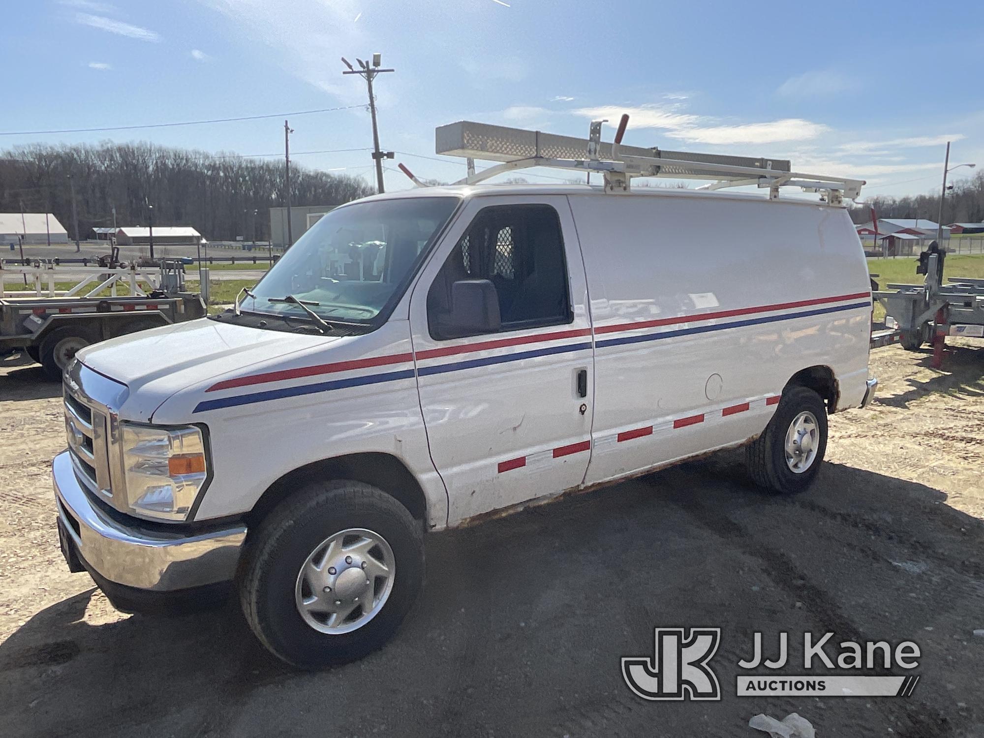 (Munroe Falls, OH) 2012 Ford E350 Cargo Van Runs & Moves) (Rust Damage