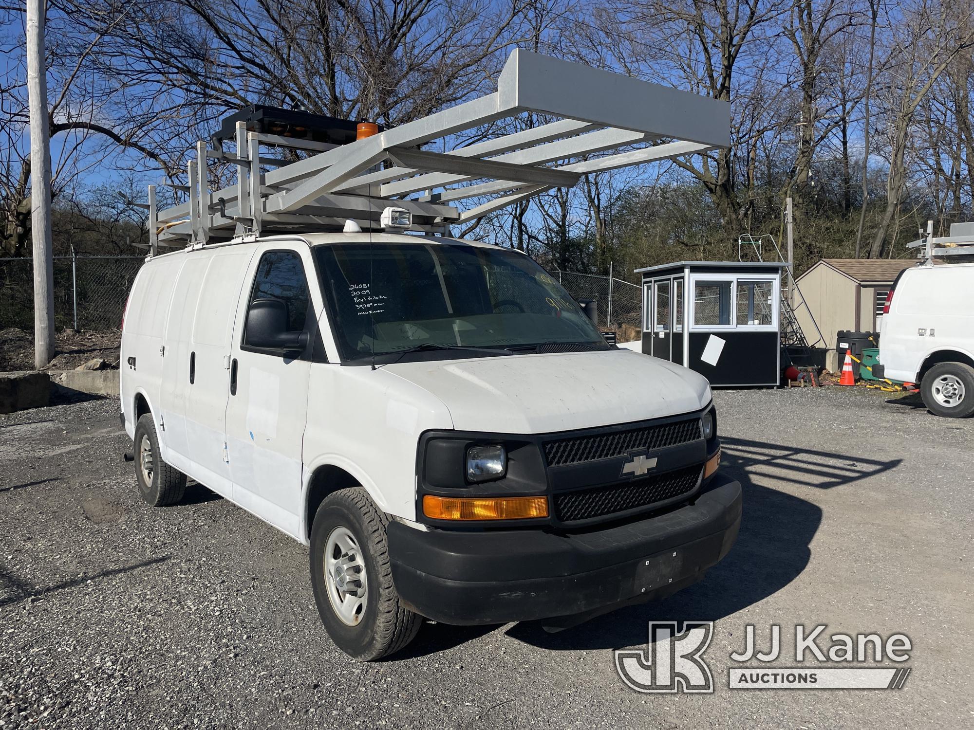 (Plymouth Meeting, PA) 2009 Chevrolet Express G3500 Cargo Van Runs & Moves, Low Fuel, Body & Rust Da