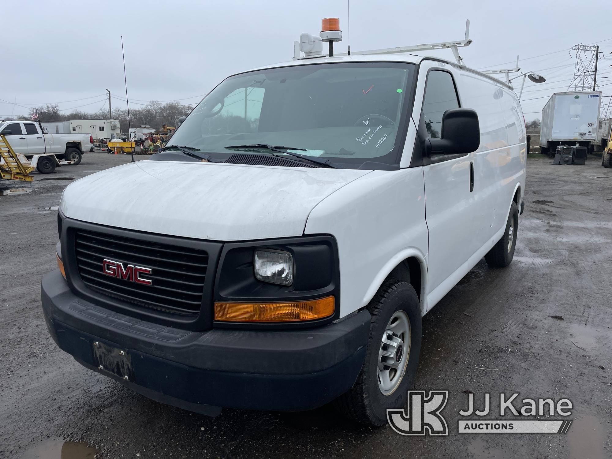 (Plymouth Meeting, PA) 2013 GMC Savana G2500 Cargo Van Runs & Moves, Body & Rust Damage