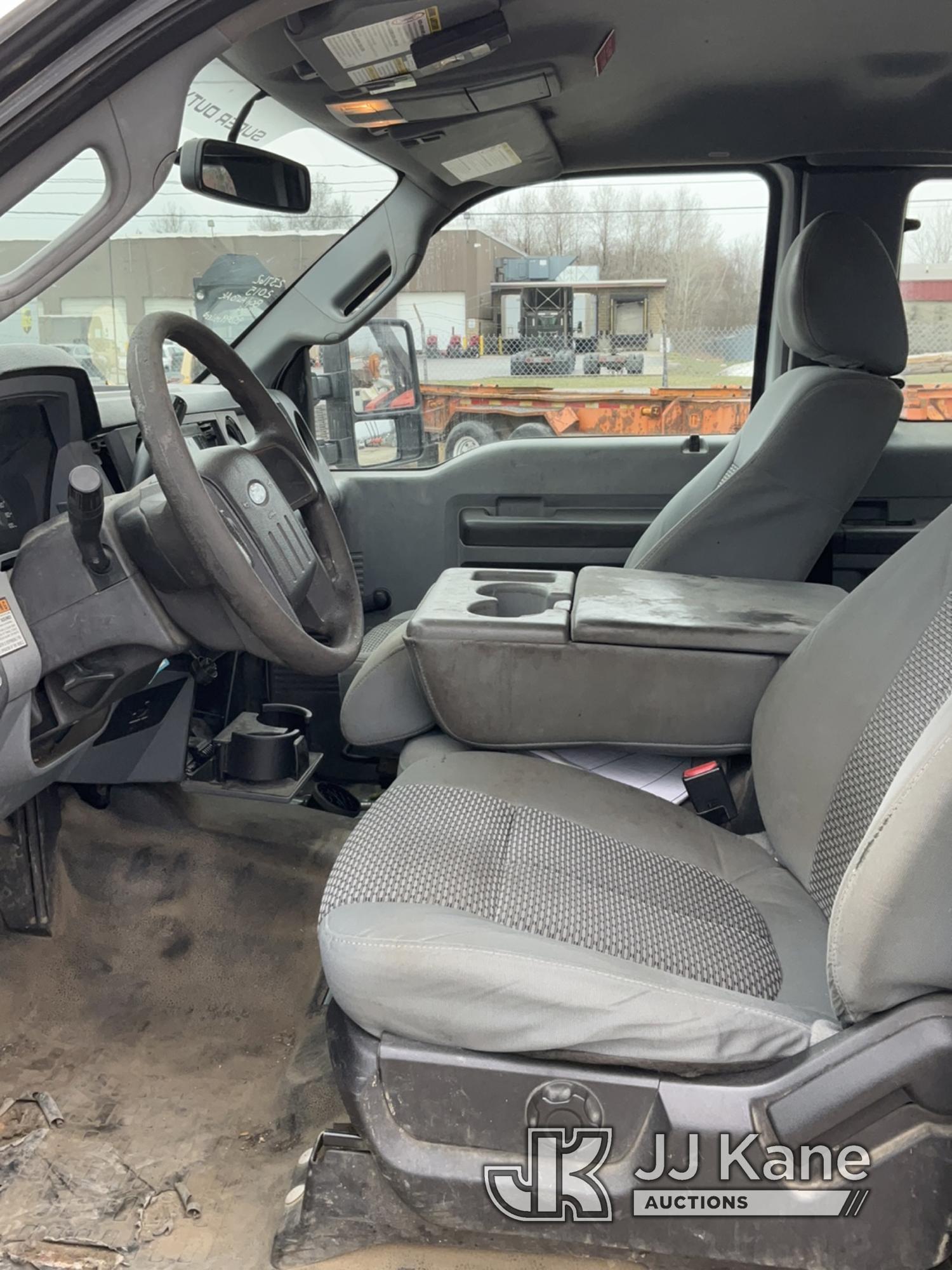 (Rome, NY) 2015 Ford F250 4x4 Extended-Cab Pickup Truck Runs & Moves, Body & Rust Damage, Liftgate O