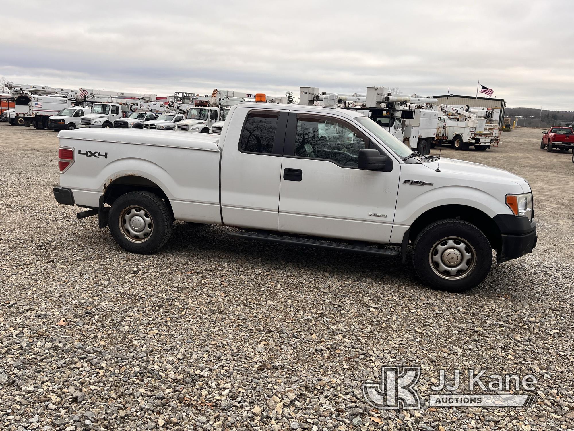 (Shrewsbury, MA) 2013 Ford F150 4x4 Extended-Cab Pickup Truck Runs & Moves) (Rust Damage