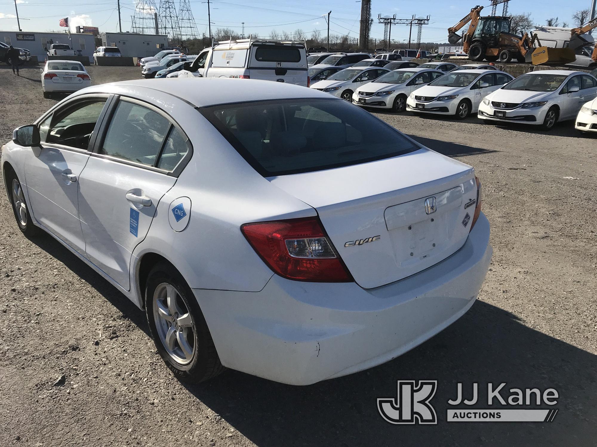 (Plymouth Meeting, PA) 2012 Honda Civic 4-Door Sedan CNG Only) (Runs & Moves, Body & Rust Damage