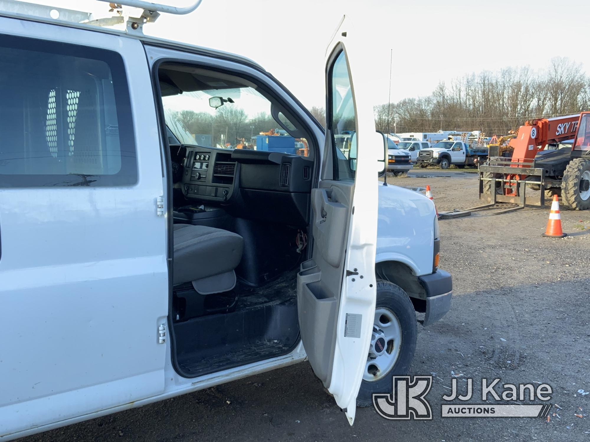 (Charlotte, MI) 2016 GMC Savana G1500 Cargo Van Runs, Moves, Engine Light, Service Traction Control,