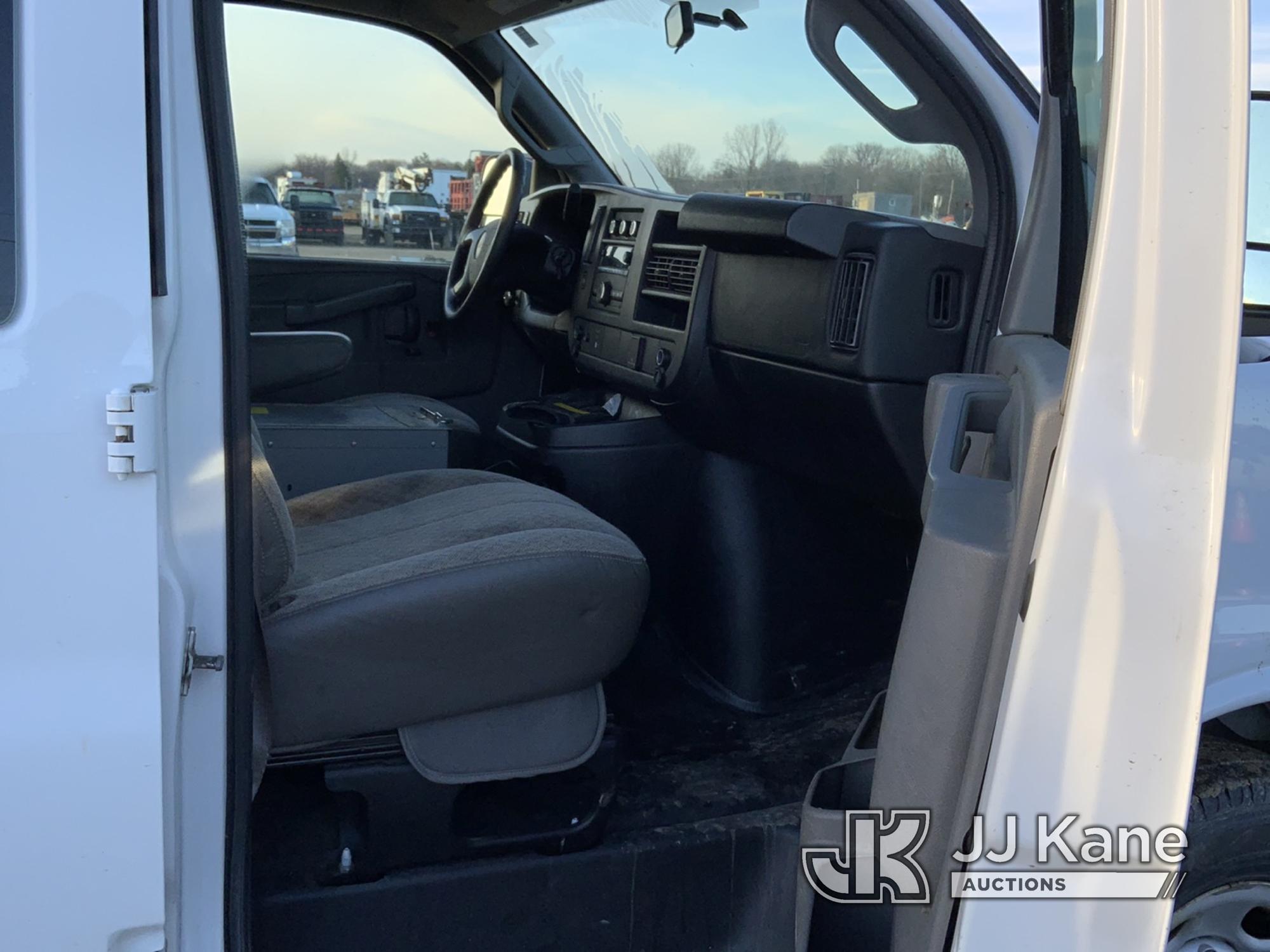 (Charlotte, MI) 2016 GMC Savana G1500 Cargo Van Runs, Moves, Engine Light, Service Traction Control,