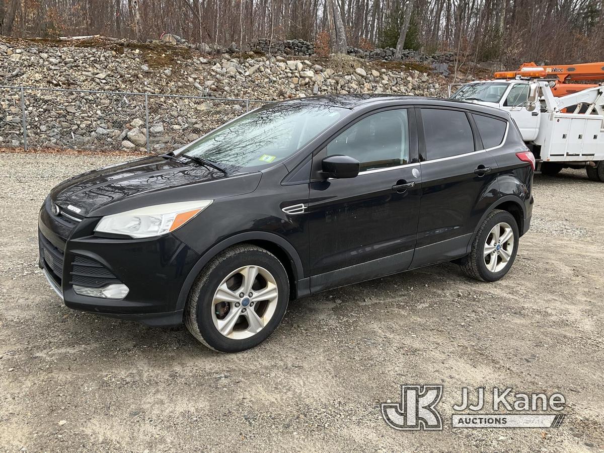 (Shrewsbury, MA) 2013 Ford Escape 4x4 4-Door Sport Utility Vehicle Runs & Moves) (Rust Damage