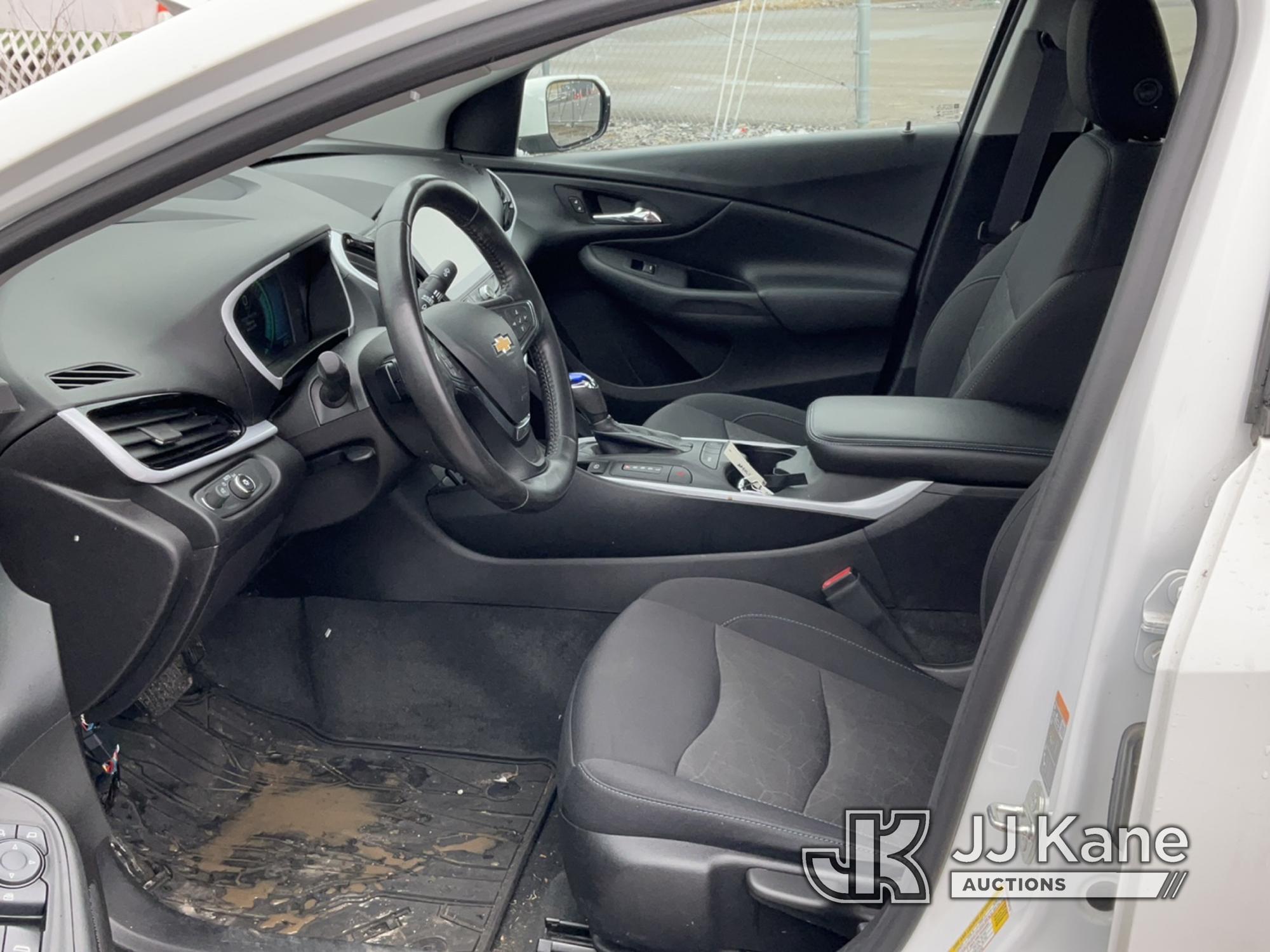 (Rome, NY) 2017 Chevrolet Volt Hydrid 4-Door Hatch Back Runs & Moves, Body & Rust Damage, Service Ba