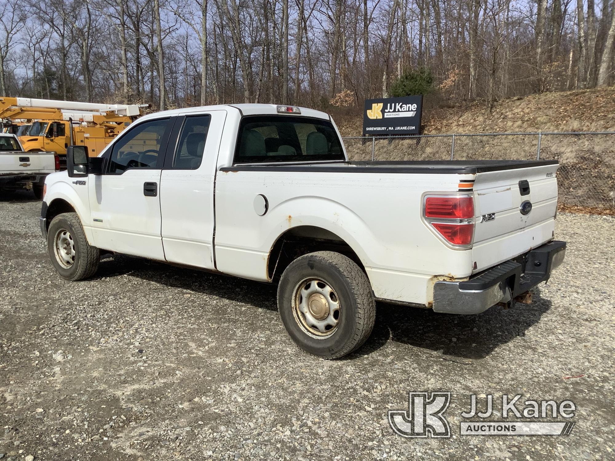 (Shrewsbury, MA) 2014 Ford F150 4x4 Extended-Cab Pickup Truck Runs & Moves) (Check Engine Light On,