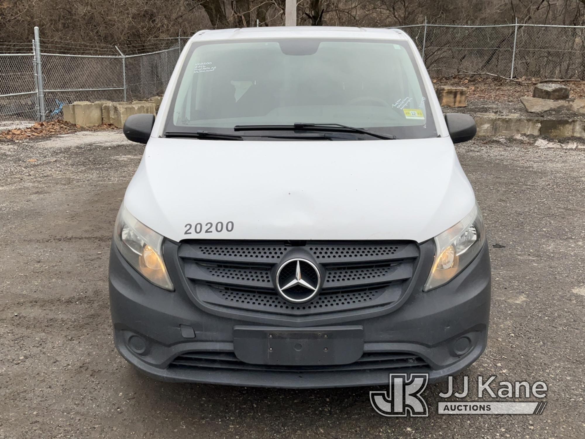 (Plymouth Meeting, PA) 2016 Mercedes-Benz Metris Cargo Window Van Runs & Moves, Body & Rust Damage,