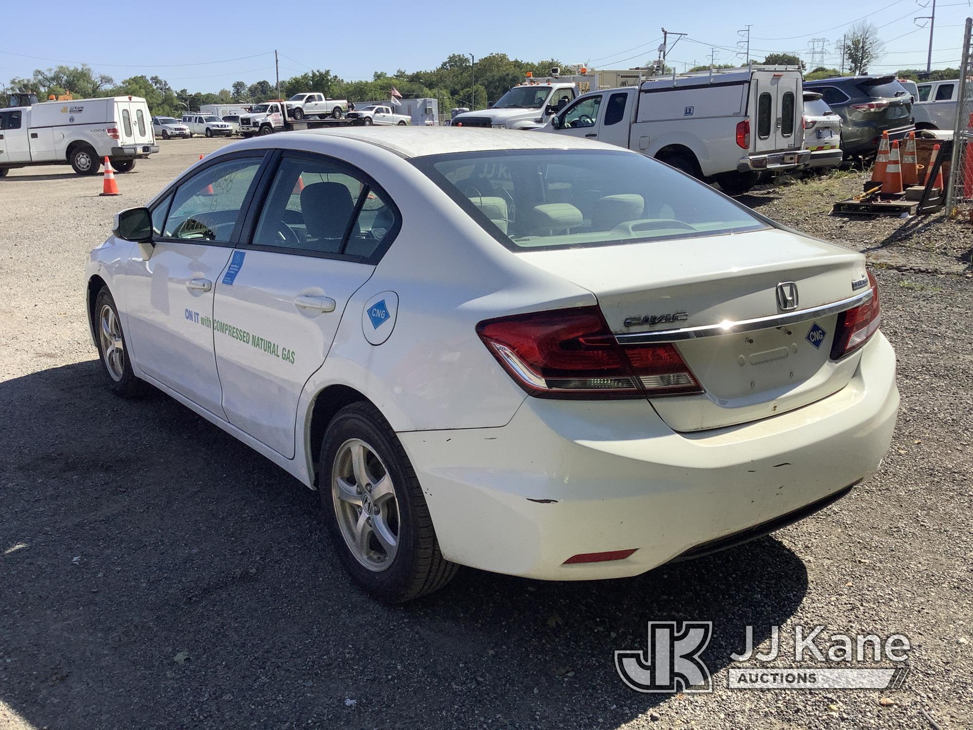 (Plymouth Meeting, PA) 2013 Honda Civic 4-Door Sedan CNG Only) (Not Running, Main Fuse Bad, Body & R