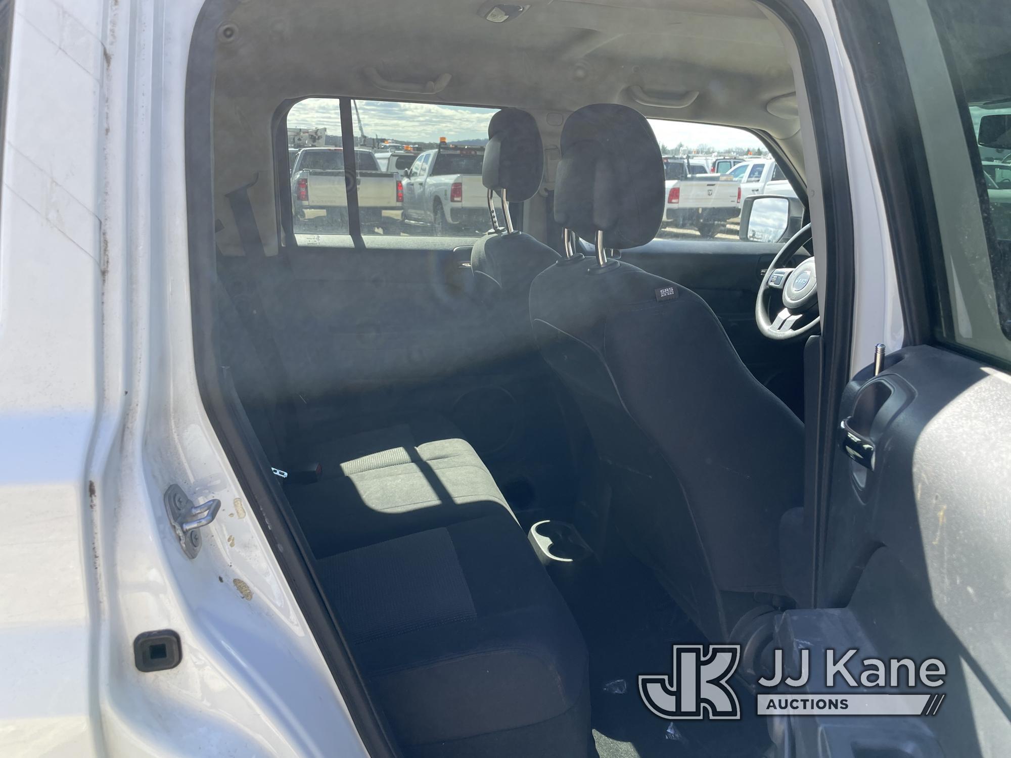 (Shrewsbury, MA) 2015 Jeep Patriot 4x4 4-Door Sport Utility Vehicle Runs & Moves) (Check Engine Ligh