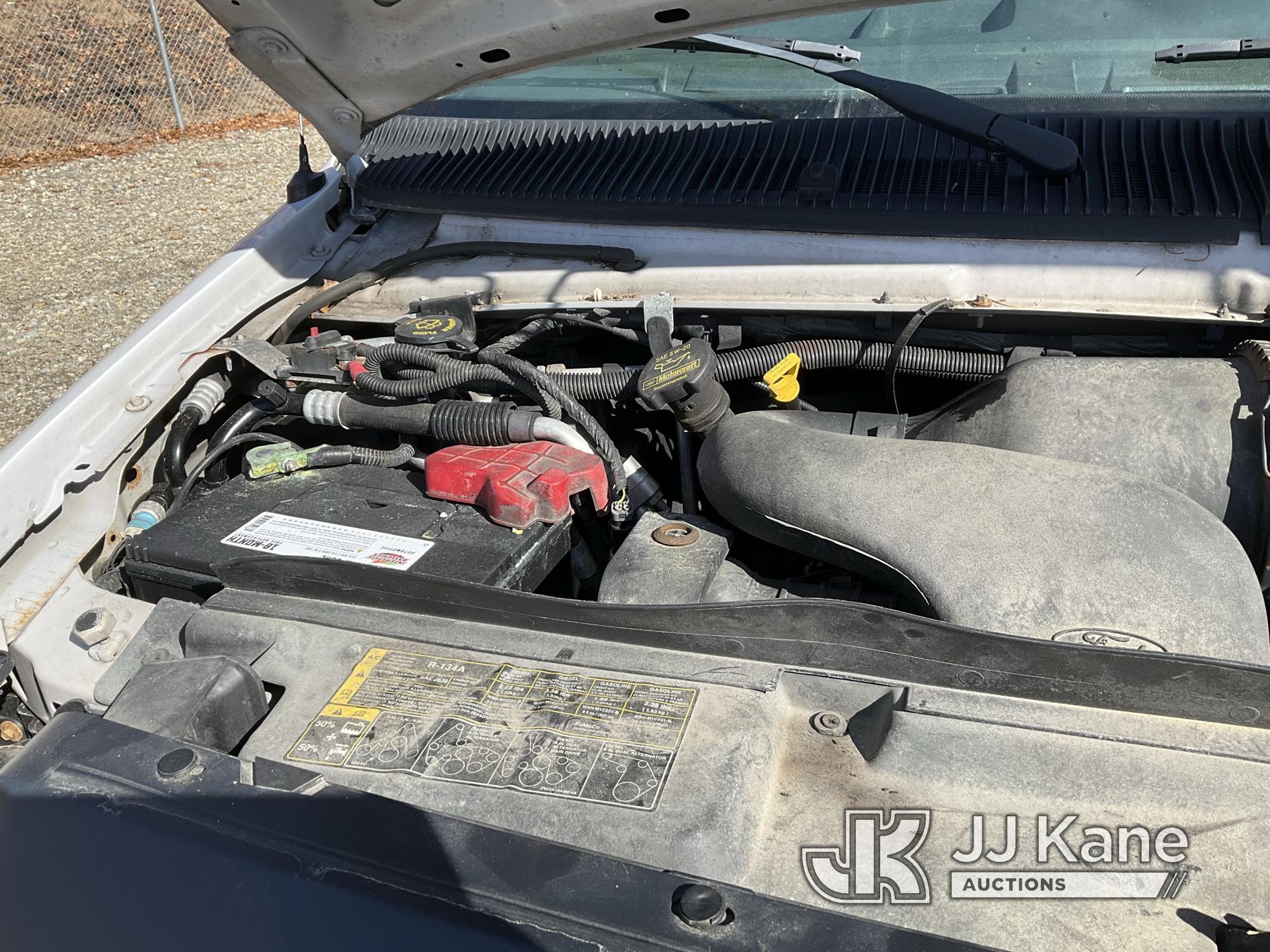 (Shrewsbury, MA) 2013 Ford E250 Cargo Van Runs & Moves) (Rust Damage