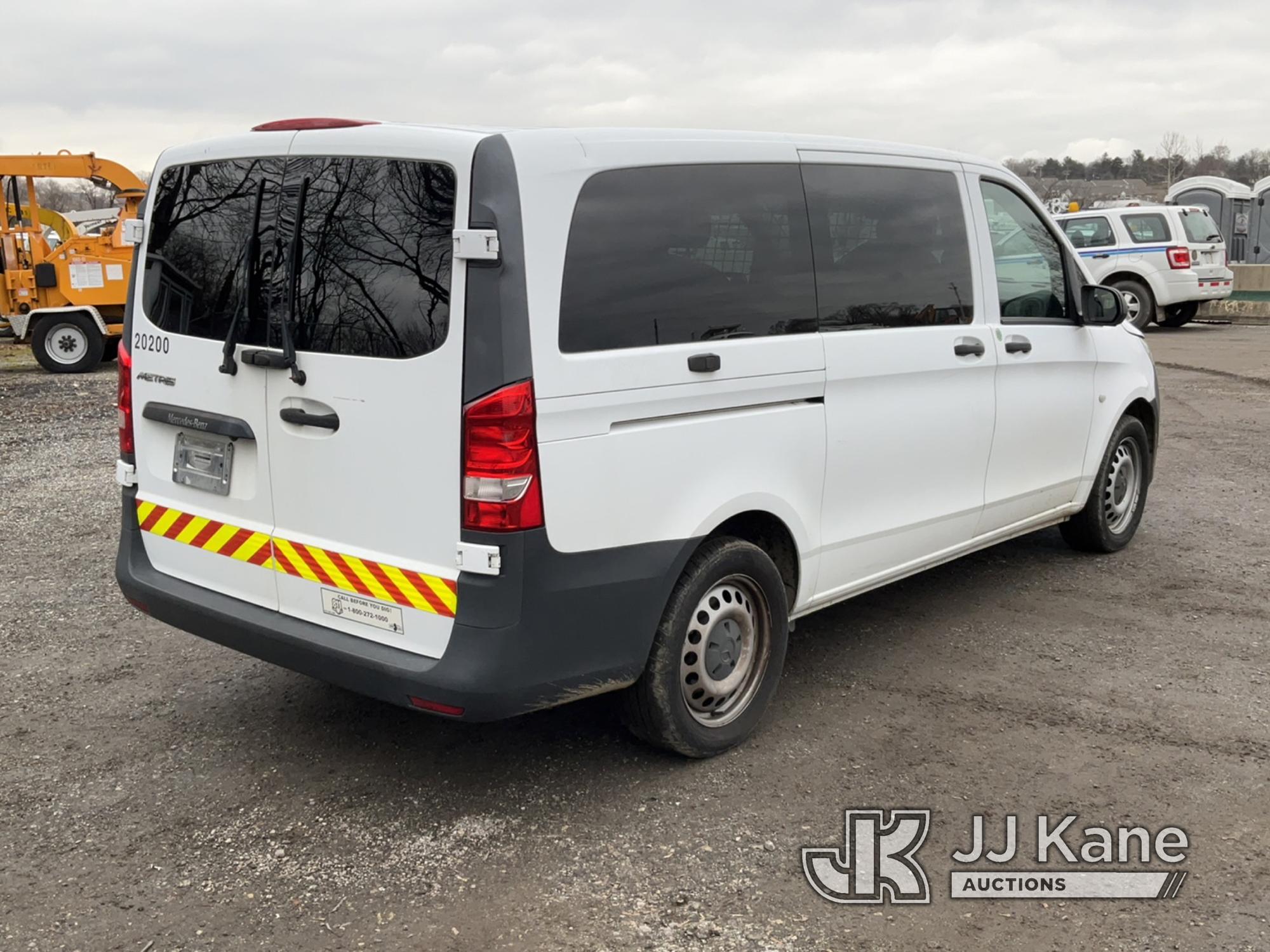 (Plymouth Meeting, PA) 2016 Mercedes-Benz Metris Cargo Window Van Runs & Moves, Body & Rust Damage,