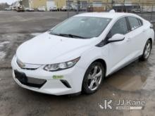 2017 Chevrolet Volt Hydrid 4-Door Hatch Back Runs & Moves, Body & Rust Damage, Service Battery Charg