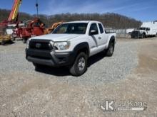 2015 Toyota Tacoma 4x4 Extended-Cab Pickup Truck Runs & Moves, Jump To Start, Rust Damage