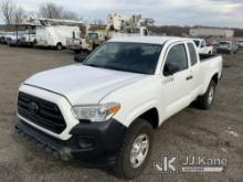 2019 Toyota Tacoma 4x4 Extended-Cab Pickup Truck Runs & Moves) (Body/Rust Damage