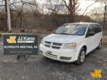 2009 Dodge Grand Caravan Mini Passenger Van Runs & Moves, Oil Leak, Not Charging, Body & Rust Damage