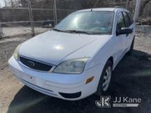 2005 Ford Focus 4-Door Station Wagon Runs & Moves, ABS Light On, Body & Rust Damage