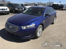 2013 Ford Taurus 4-Door Sedan Runs & Moves, Body & Rust Damage