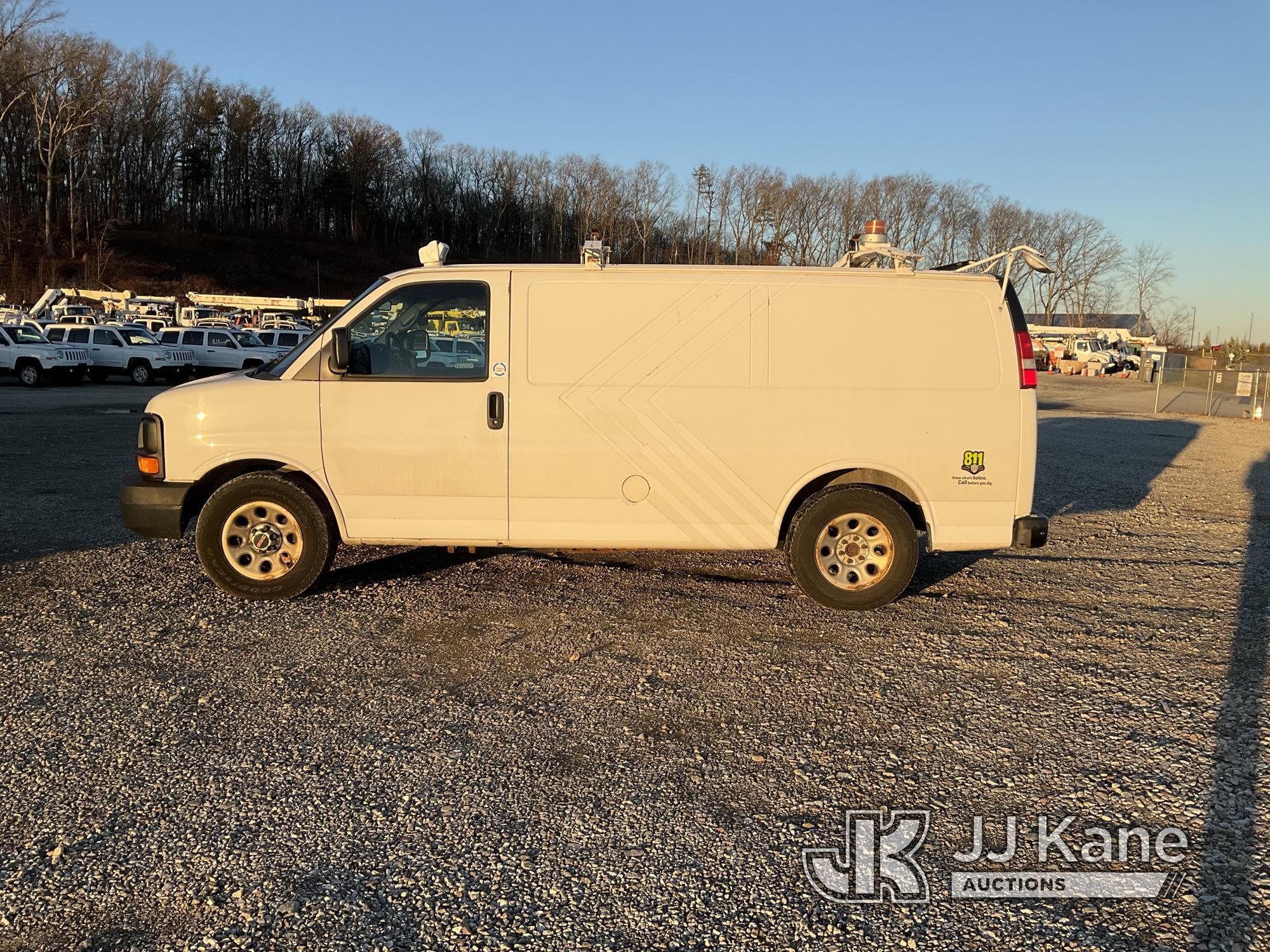 (Shrewsbury, MA) 2014 GMC Savana G1500 AWD Cargo Van Bad Engine, Runs Rough & Moves) (Check Engine L