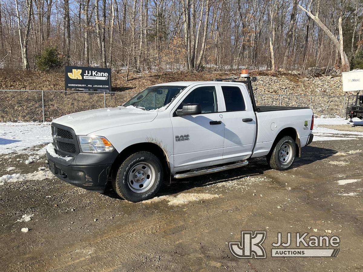 (Shrewsbury, MA) 2015 RAM 1500 4x4 Extended-Cab Pickup Truck Runs & Moves) (Rust Damage