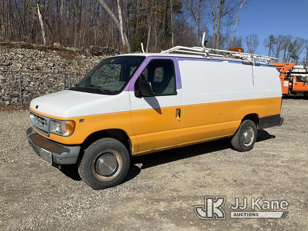 (Shrewsbury, MA) 2002 Ford E250 Cargo Van Runs & Moves) (Rust Damage, Worn Drivers Side Door Handle