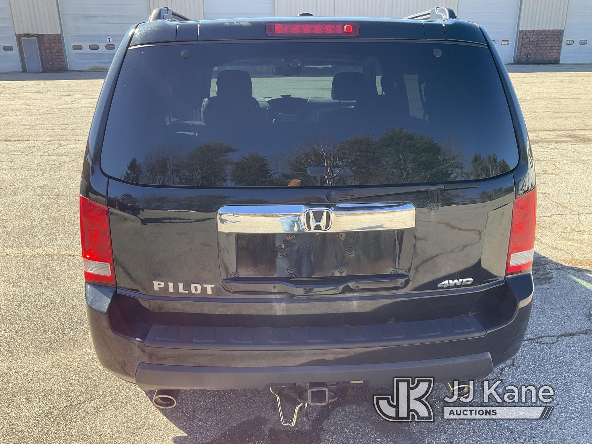 (Wells, ME) 2010 Honda Pilot 4x4 4-Door Sport Utility Vehicle Does Run or Move)  (Will Not Start Wit