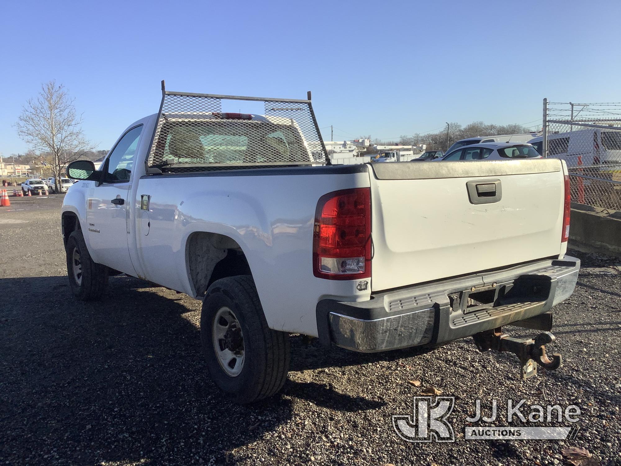 (Plymouth Meeting, PA) 2008 GMC Sierra 3500HD 4x4 Pickup Truck Runs & Moves, Check Engine Light On,