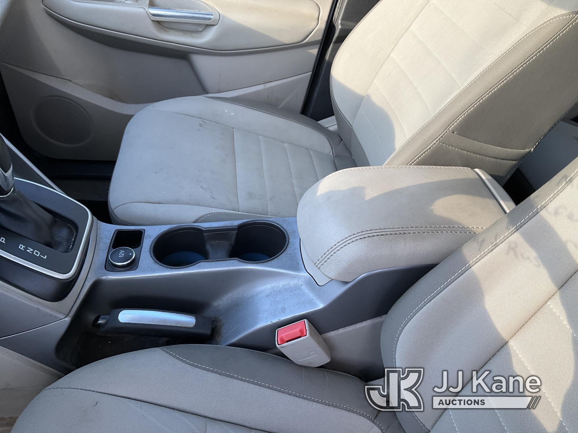 (Bellport, NY) 2016 Ford C-Max Hybrid 4-Door Hatch Back Runs & Moves, Stop Safely Warning On, Bad Ba