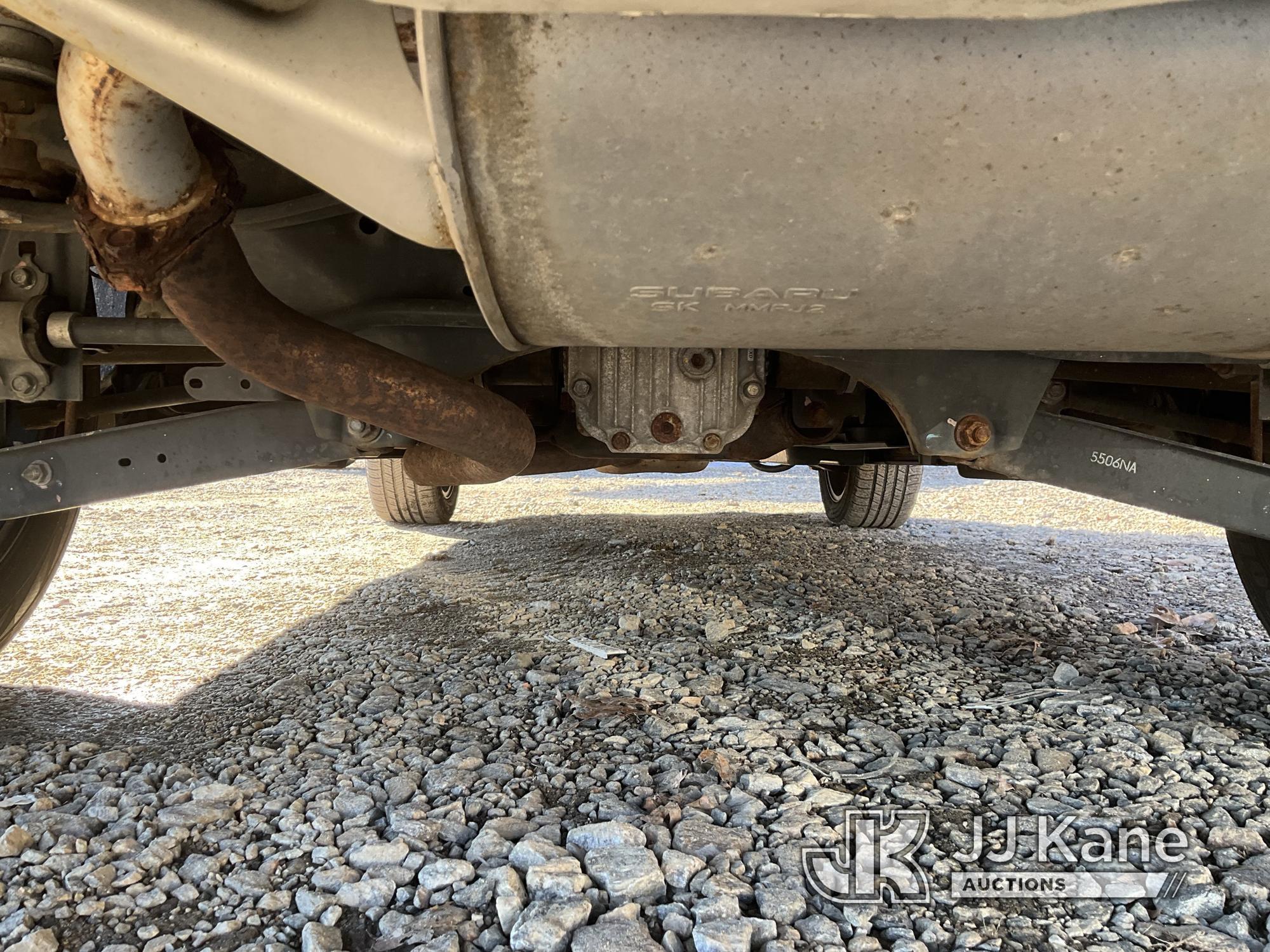 (Shrewsbury, MA) 2015 Subaru XV Crosstrek AWD Hybrid 4-Door Hatch Back Runs & Moves) (Rust Damage