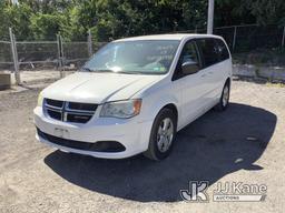 (Plymouth Meeting, PA) 2013 Dodge Grand Caravan Mini Passenger Van Runs & Moves, Body & Rust Damage