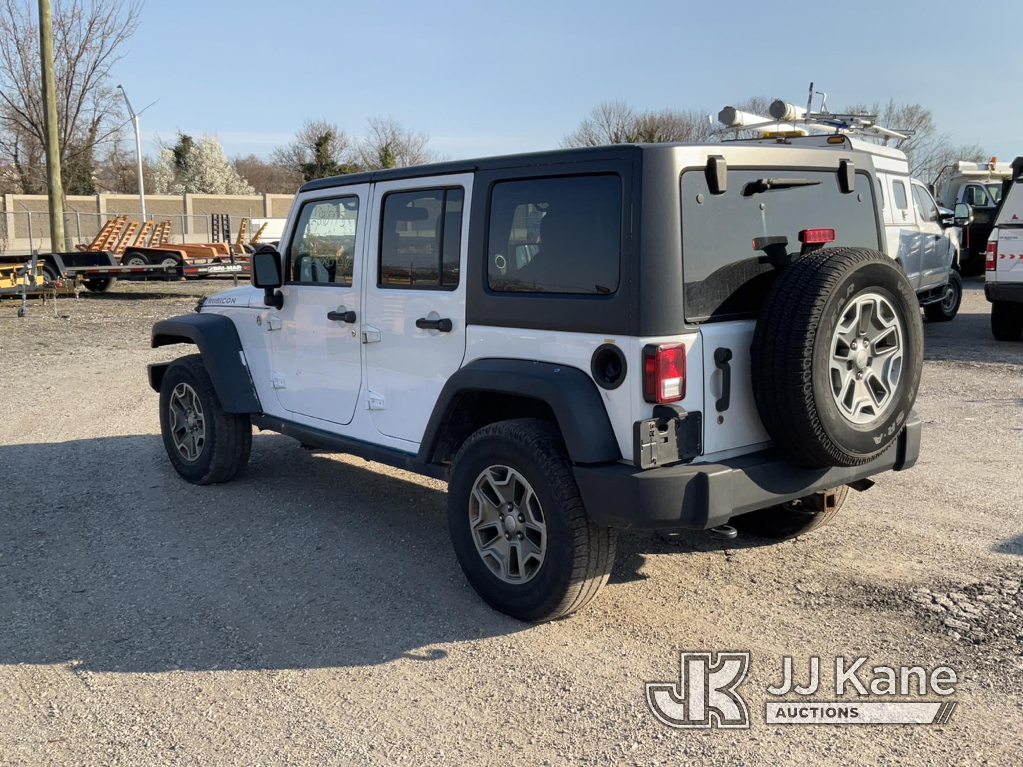 (Plymouth Meeting, PA) 2013 Jeep Wrangler Rubicon 4x4 4-Door Sport Utility Vehicle Runs & Moves, Bod