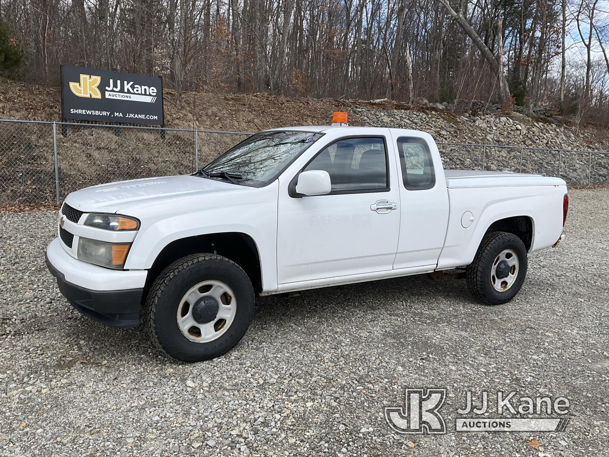 (Shrewsbury, MA) 2010 Chevrolet Colorado 4x4 Extended-Cab Pickup Truck Runs & Moves) (Rusted Frame,