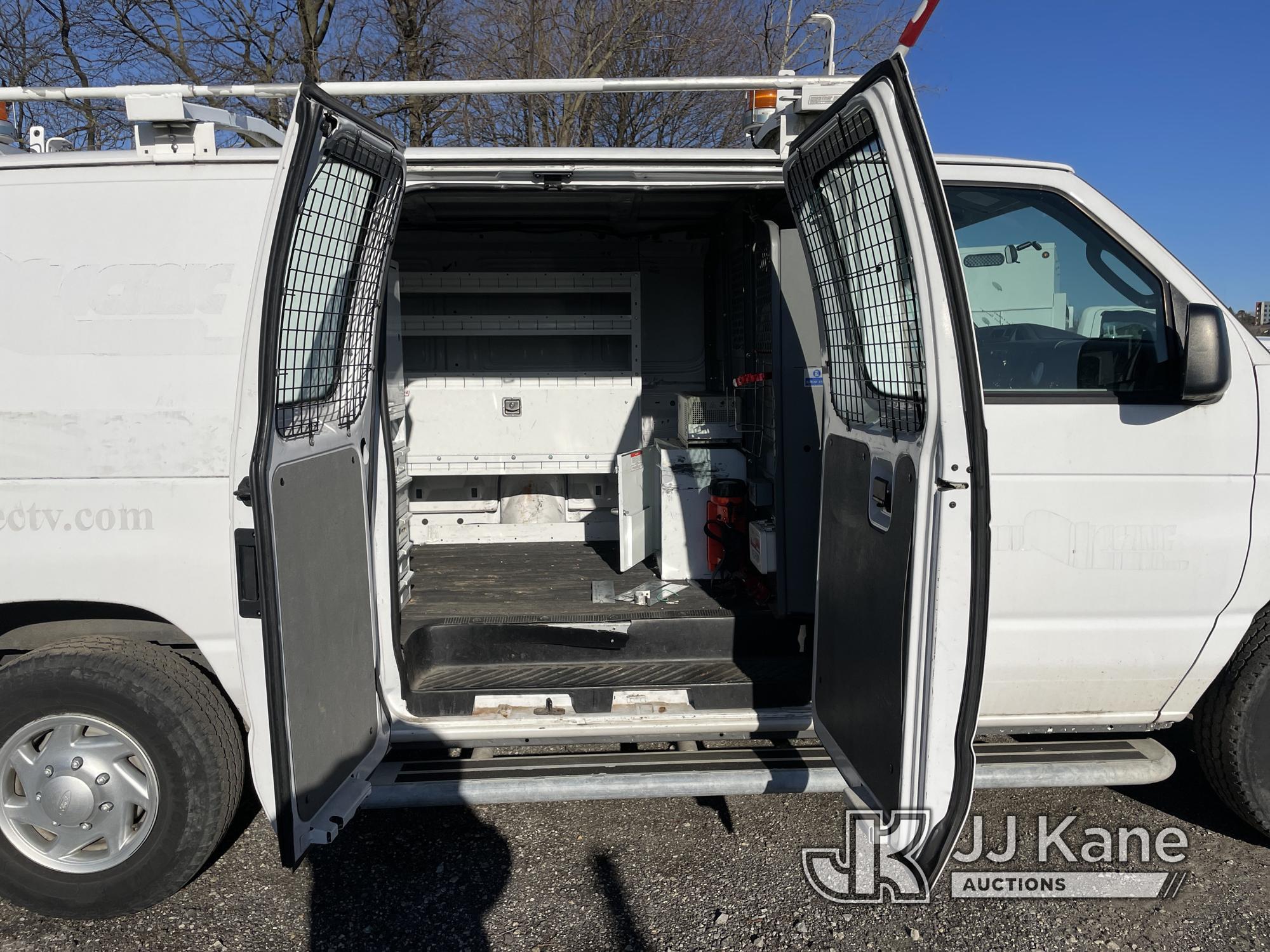 (Plymouth Meeting, PA) 2011 Ford E250 Cargo Van Runs & Moves, Body & Rust Damage