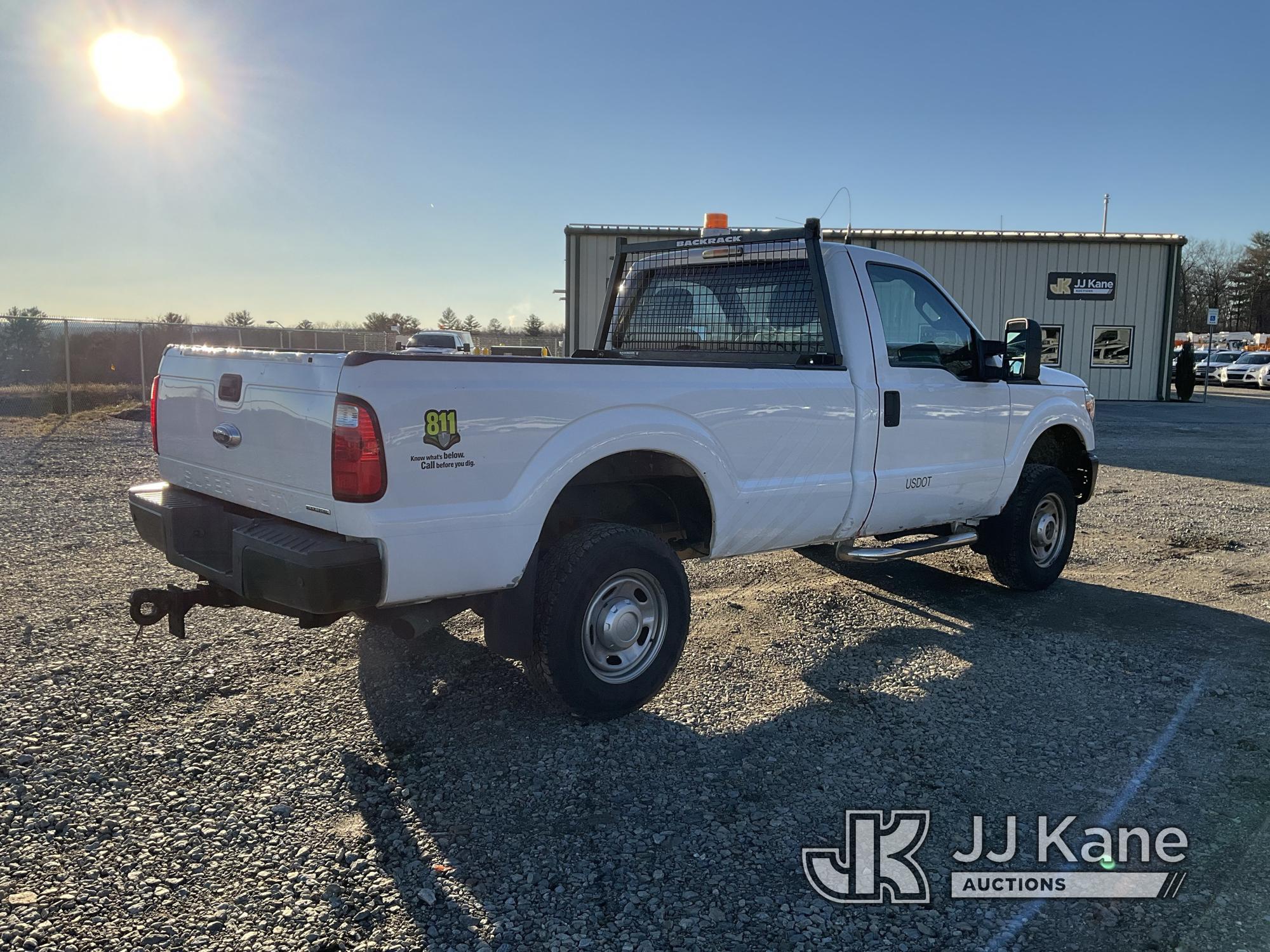 (Shrewsbury, MA) 2015 Ford F250 4x4 Pickup Truck Runs & Moves) (Body & Rust Damage