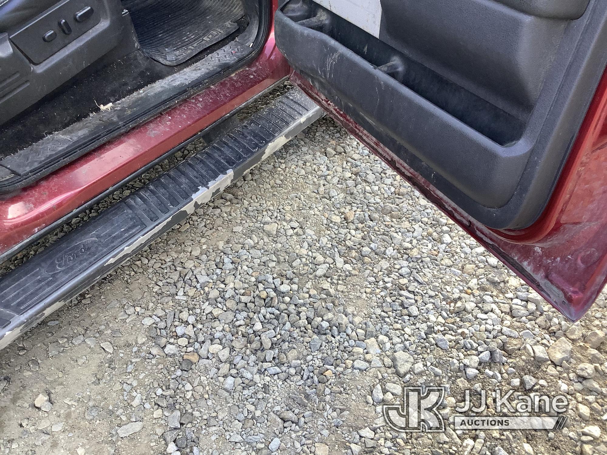 (Shrewsbury, MA) 2013 Ford F150 4x4 Crew-Cab Pickup Truck Runs & Moves) (Rust Damage, Worn Interior