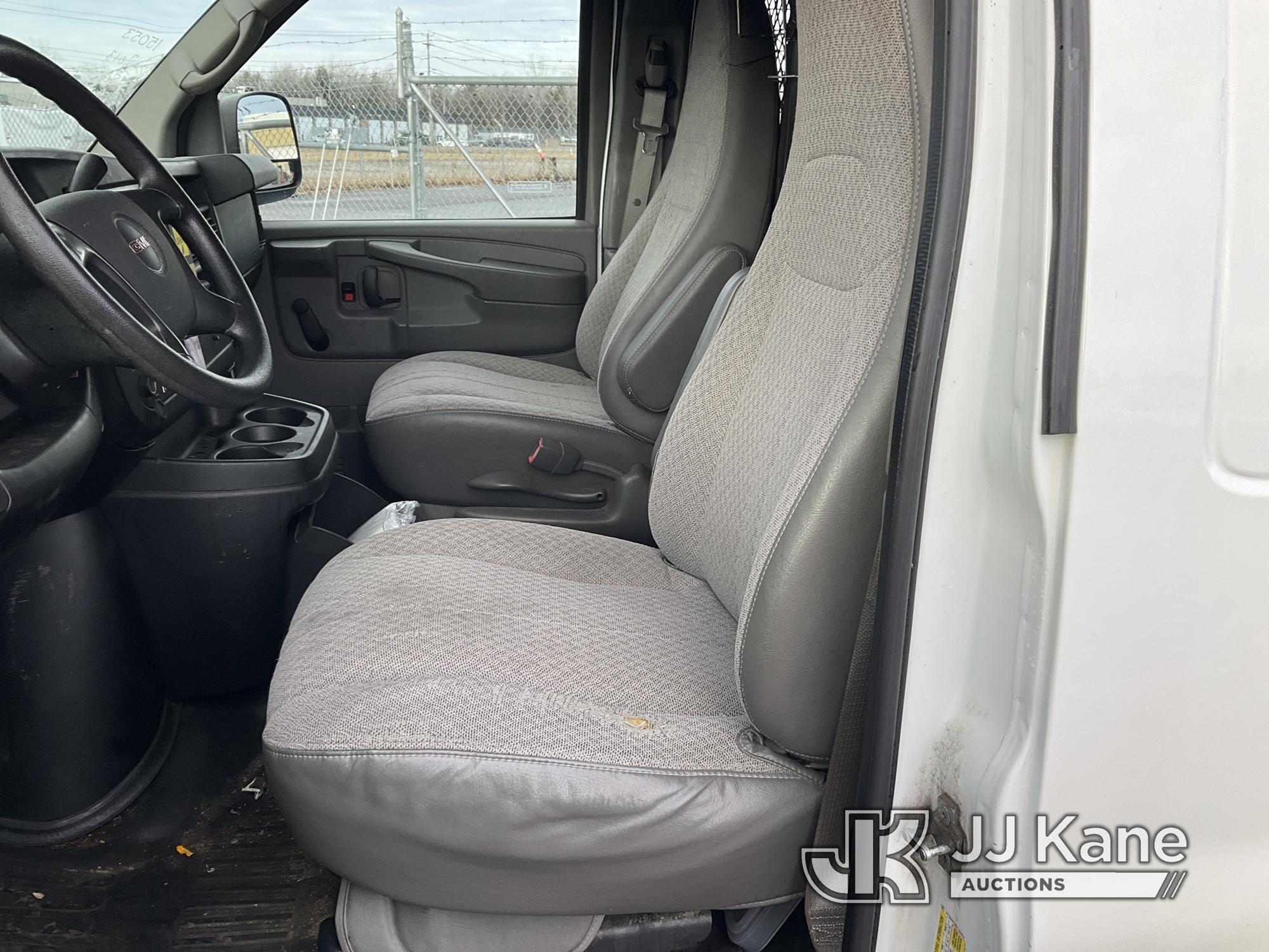 (Rome, NY) 2013 GMC Savana G1500 AWD Cargo Van Runs & Moves, TPMS Light On, Body & Rust Damage