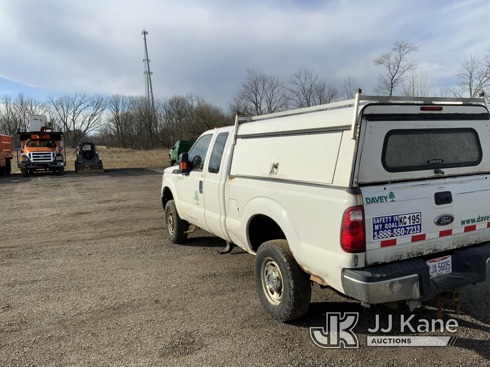 (Ashland, OH) 2015 Ford F250 4x4 Extended-Cab Pickup Truck Runs & Moves) (Check Engine Light On, Rus