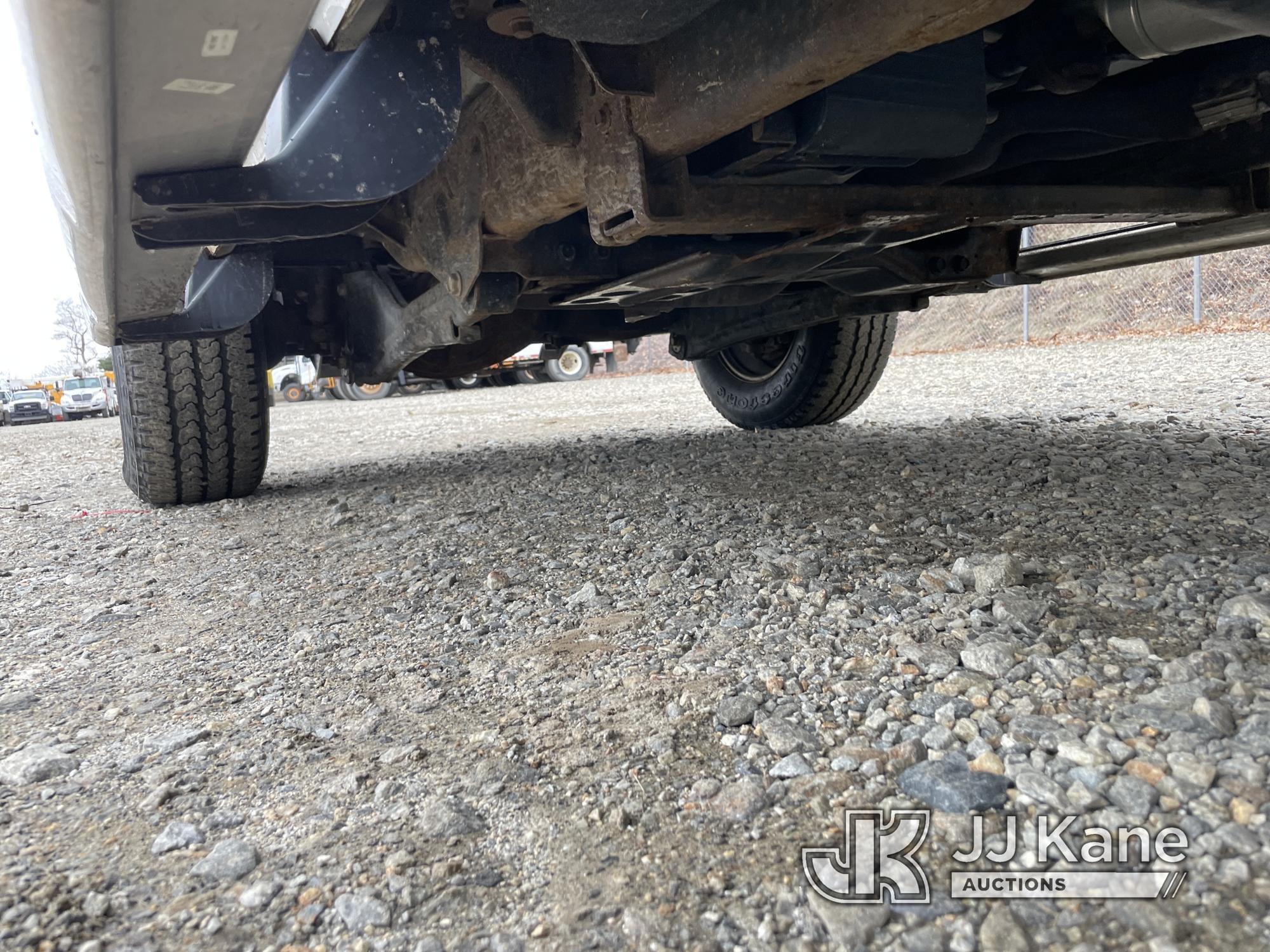 (Shrewsbury, MA) 2016 RAM 2500 4x4 Crew-Cab Pickup Truck Runs & Moves) (Body & Rust Damage