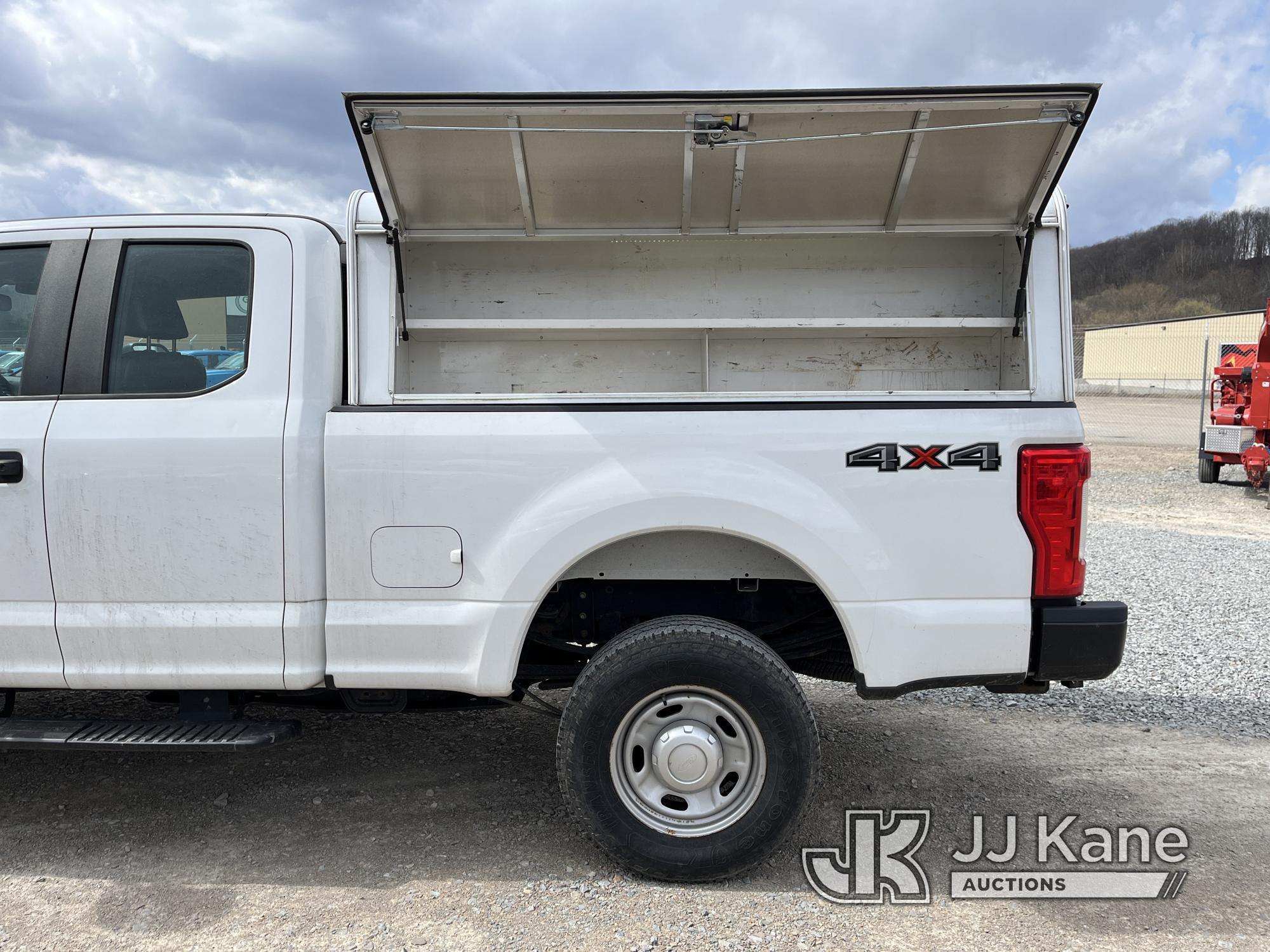 (Smock, PA) 2017 Ford F250 4x4 Extended-Cab Pickup Truck Runs & Moves, Check Engine Light On, Rust D