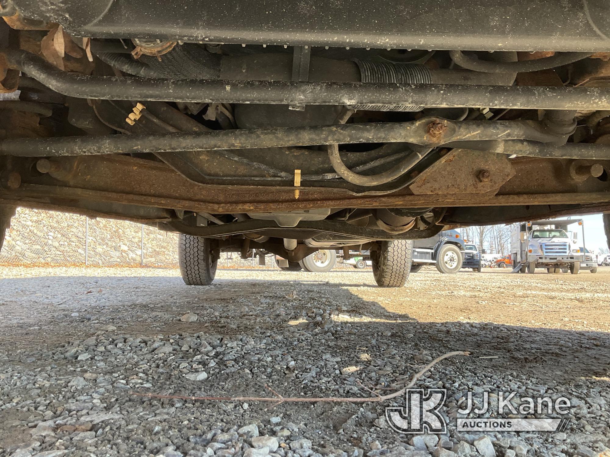(Shrewsbury, MA) 2013 Ford E250 Cargo Van Runs & Moves) (Rust Damage