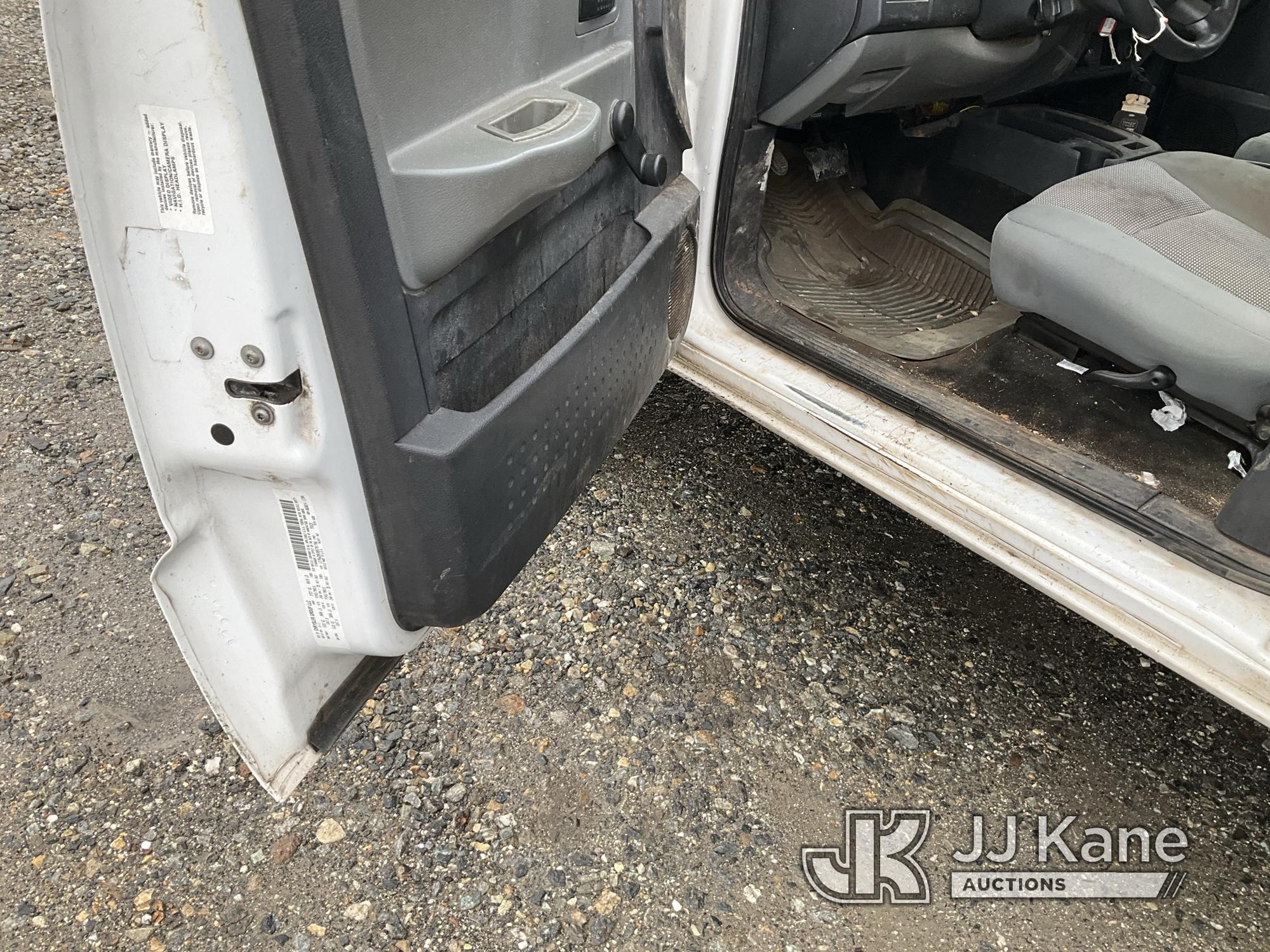 (Shrewsbury, MA) 2011 Dodge Dakota 4x4 Extended-Cab Pickup Truck Runs & Moves) (Rust Damage, Worn In