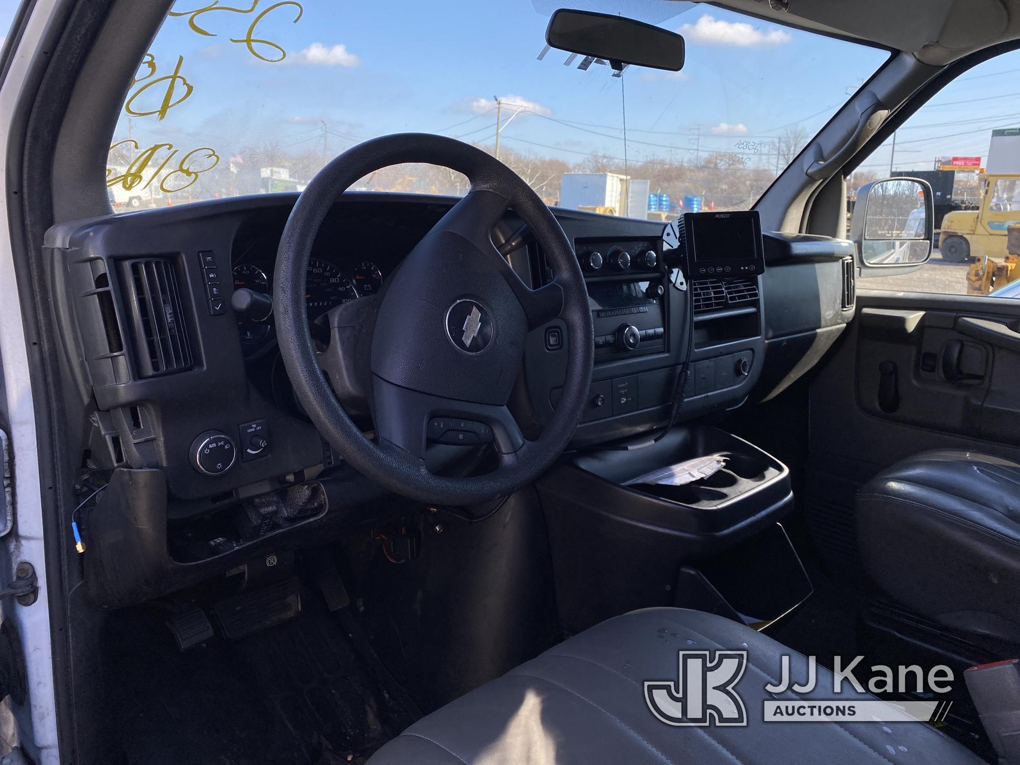 (Plymouth Meeting, PA) 2008 Chevrolet Express 3500 Passenger Van Cranks, Fuel Problem Not Running Co